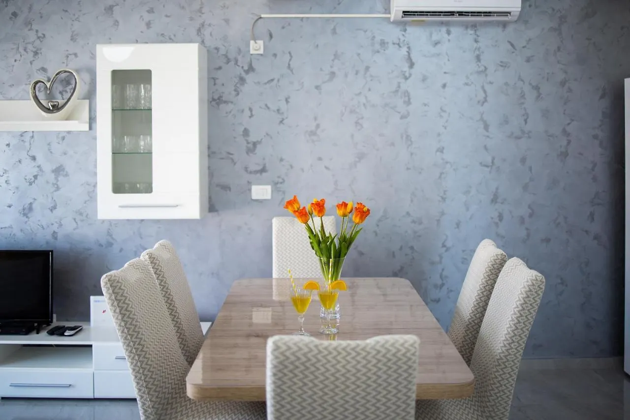 Deluxe Apartments Sanja With Seaview Gornji Karin