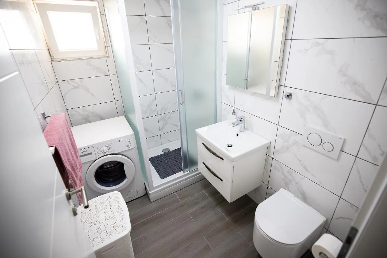 Deluxe Apartments Sanja With Seaview Gornji Karin