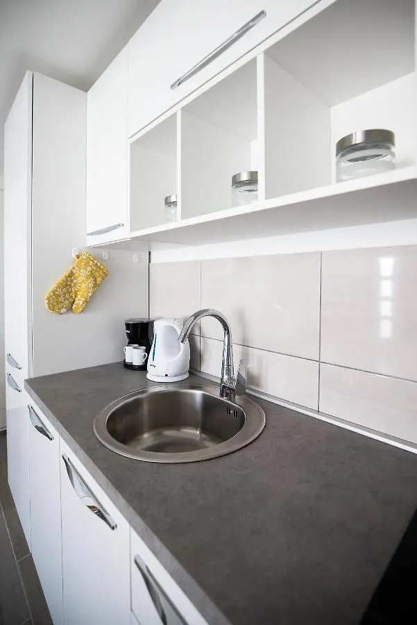 Deluxe Apartments Sanja With Seaview Gornji Karin