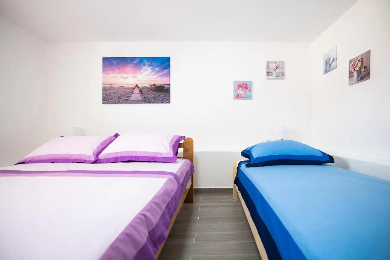 Deluxe Apartments Sanja With Seaview Gornji Karin