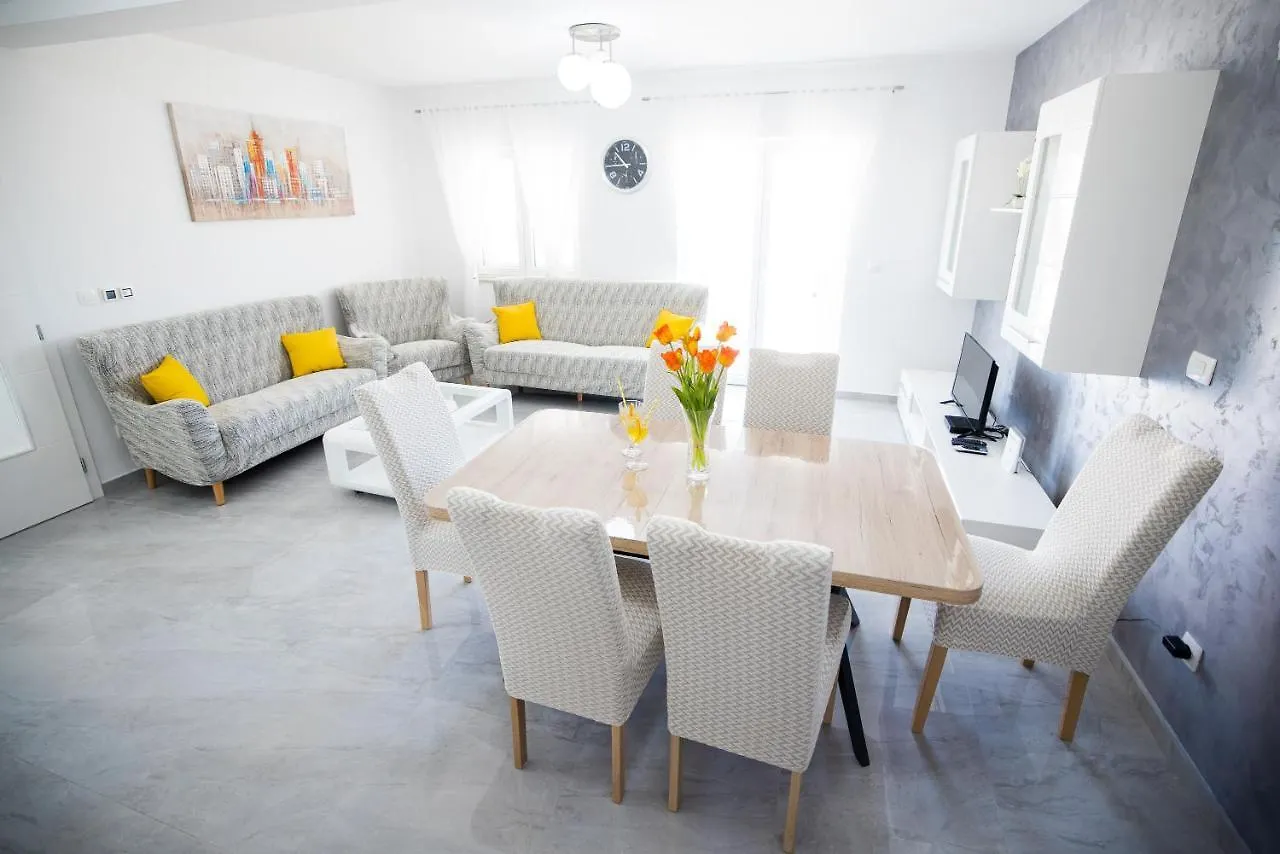 Deluxe Apartments Sanja With Seaview Gornji Karin