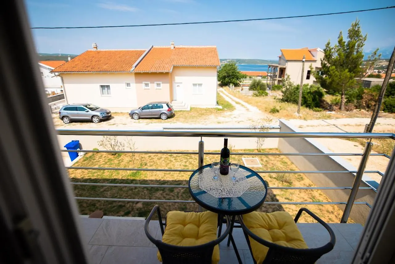 Deluxe Apartments Sanja With Seaview Gornji Karin Croatia