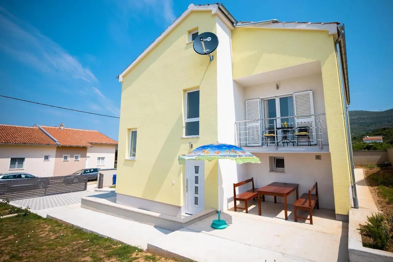 Deluxe Apartments Sanja With Seaview Gornji Karin